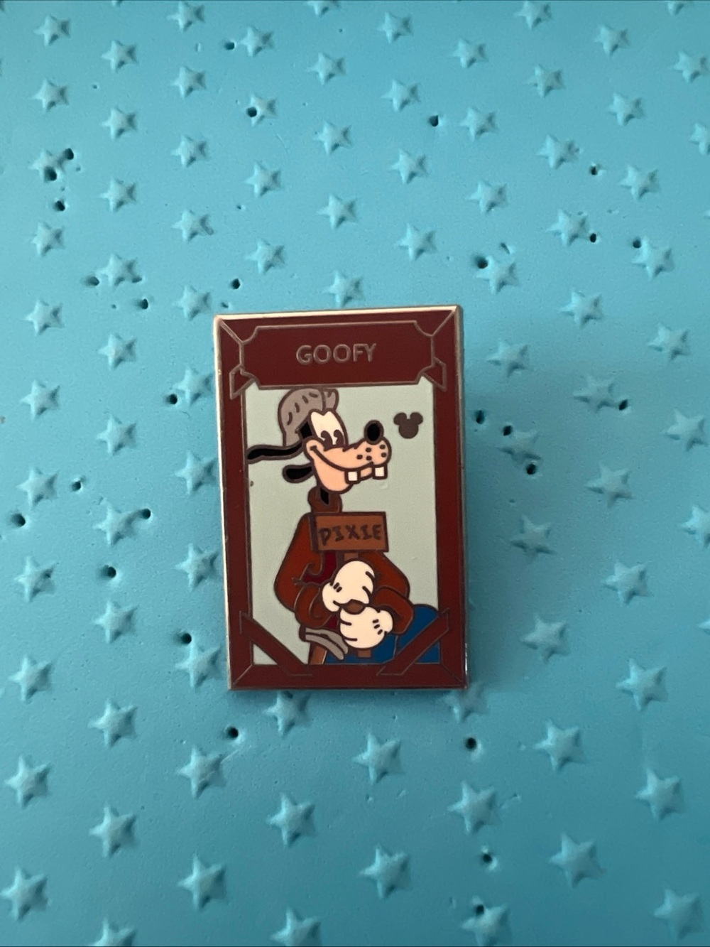 DLR Hidden Mickey Series DCA Construction Fence Goofy Disney RARE ERROR